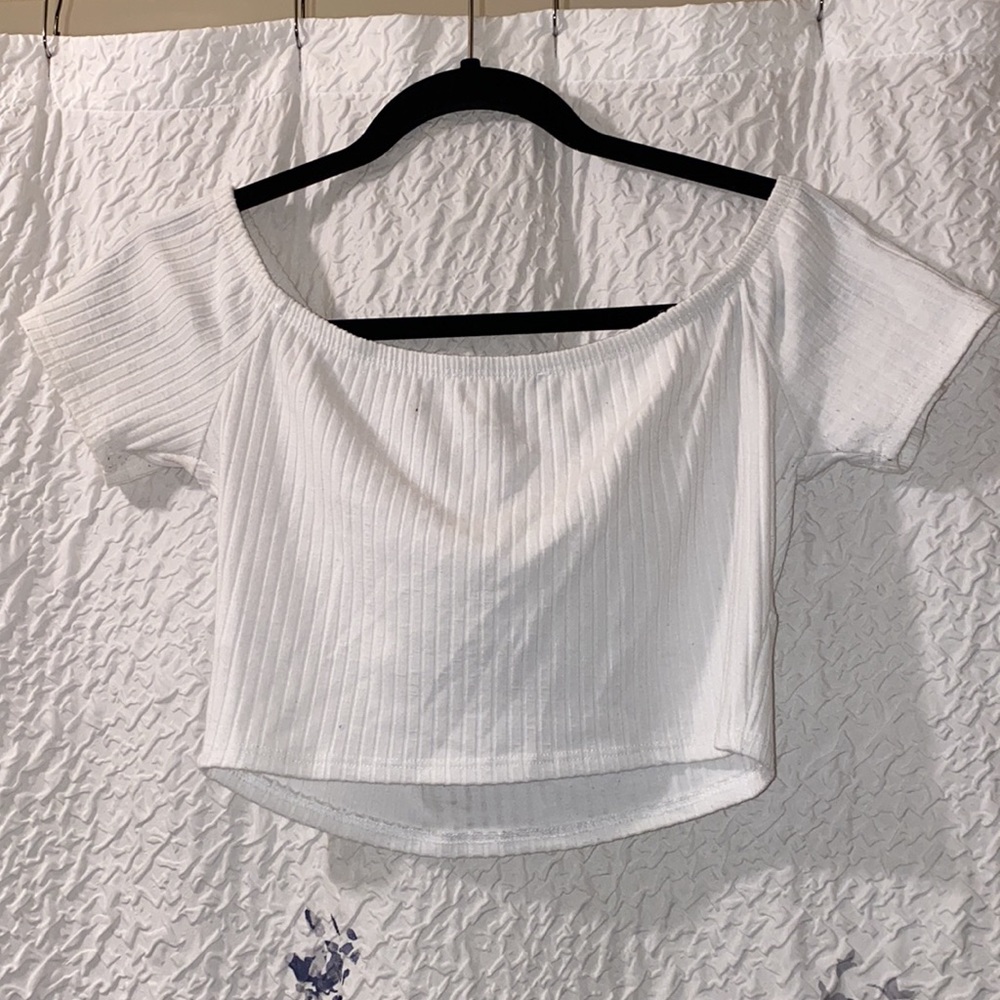 Crop top - Picture 3 of 3